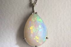 Anhänger Weissgold 750 / Opal