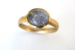 Ring Gelbgold 750 / Steinsafir